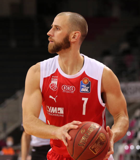 是球员最大 是球员最大