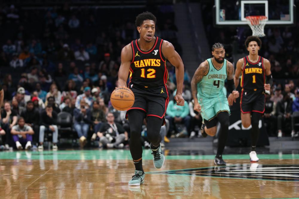 长通过中场 长通过中场